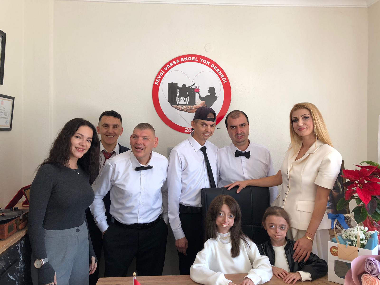 Karamürsel’de Umuda Açılan Kapı “Sevgi Varsa Engel Yok” Derneği Hizmete Girdi 8