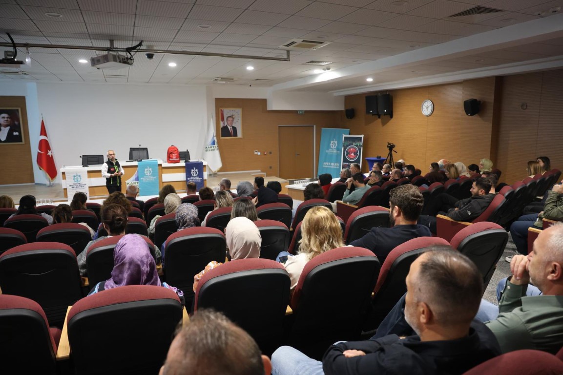Kartepe’de Afet Farkındalık Eğitimi Gerçeğini Aratmadı (5)