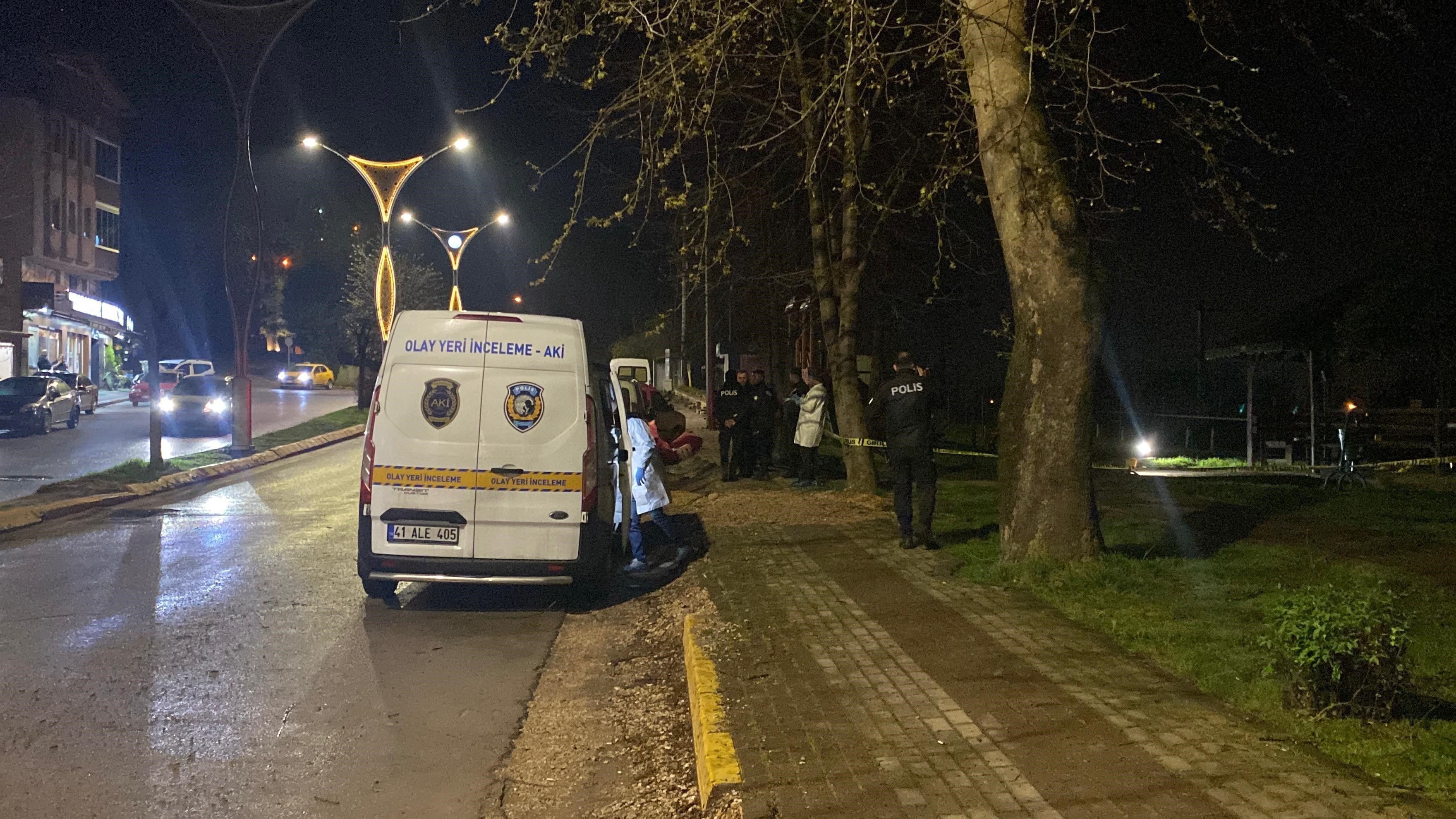 Kartepe’de Park Cinayeti Davasında Acı Sözler “Oğlum Bayrama Gelecekti, Tabutla Geldi” (4)