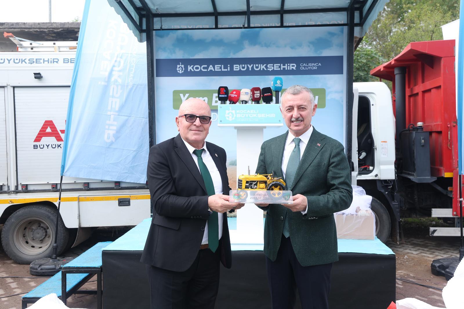 Kocaeli Büyükşehir’den Çiftçiye 1.420 Tonluk Yem Bitkisi Tohumu Desteği 1