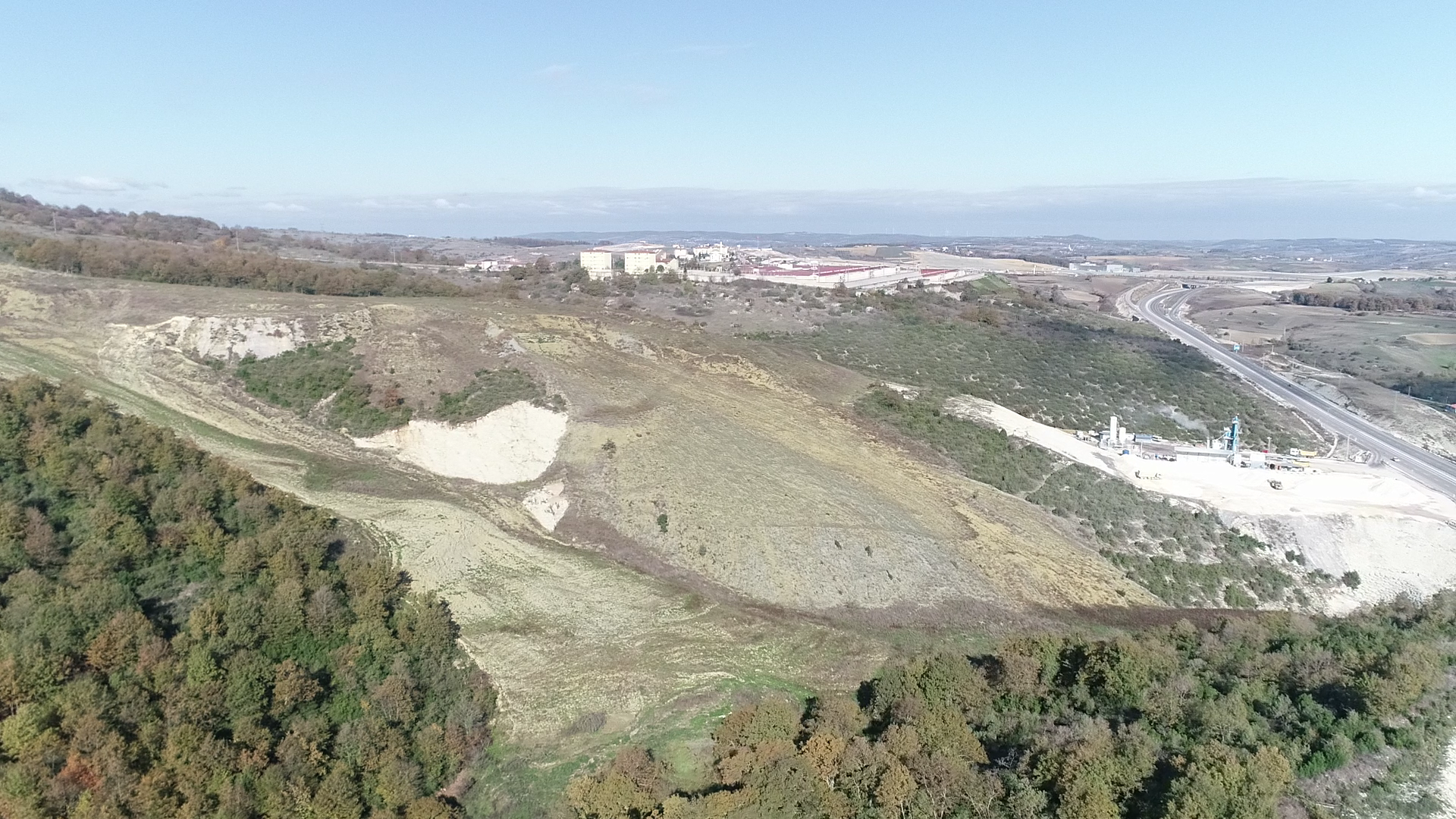 Kocaeli Büyükşehir’den Yeşil Hamle Kandıra Akçakese’ye 4.500 Yeni Ağaç (1)-1