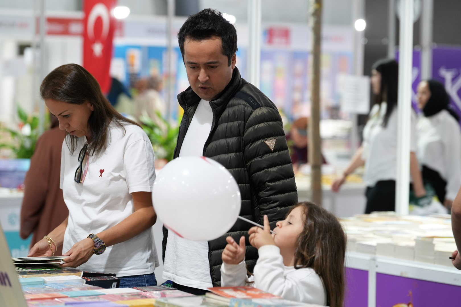 Kocaeli Kitap Fuarı’nda Babalar Ve Çocuklar Kitapların Büyülü Dünyasında Buluştu (6)
