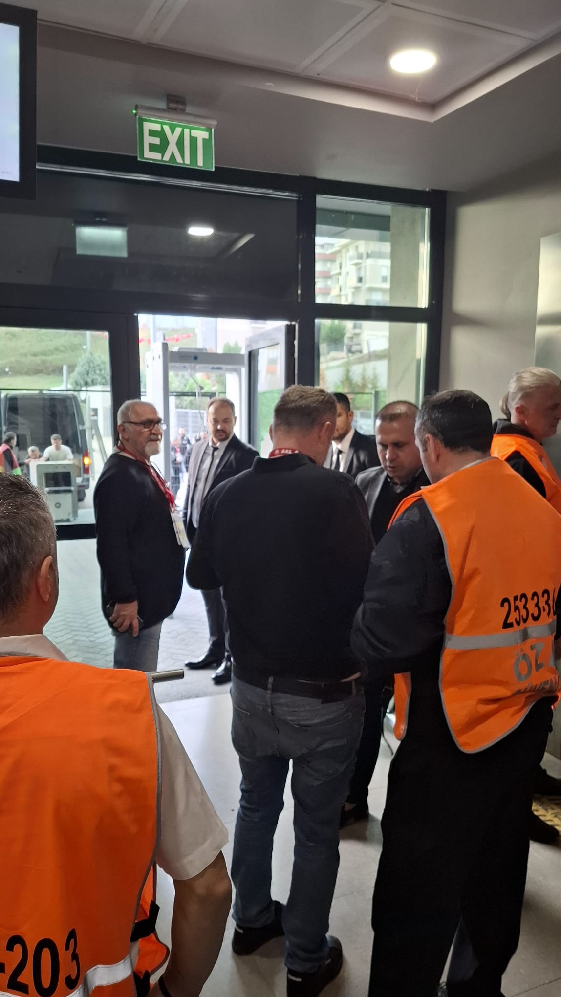 Kocaeli Stadyumu’nda Milli Maç Öncesi Üst Düzey Güvenlik Önlemleri (1)