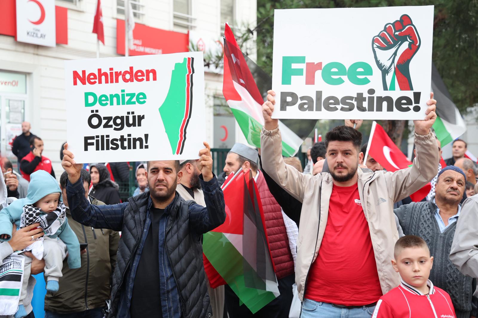 Kocaeli'de Gazze İçin Tarihi Dayanışma Yürüyüşü Düzenlendi6