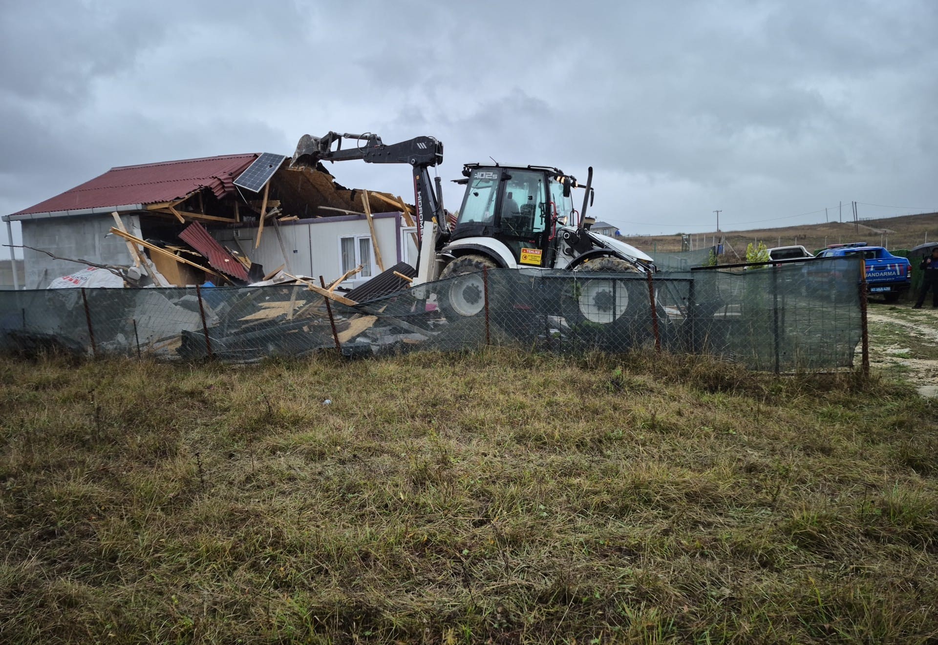 Kocaeli'de Kaçak Yapılar Bir Bir Yıkılıyor! (1)
