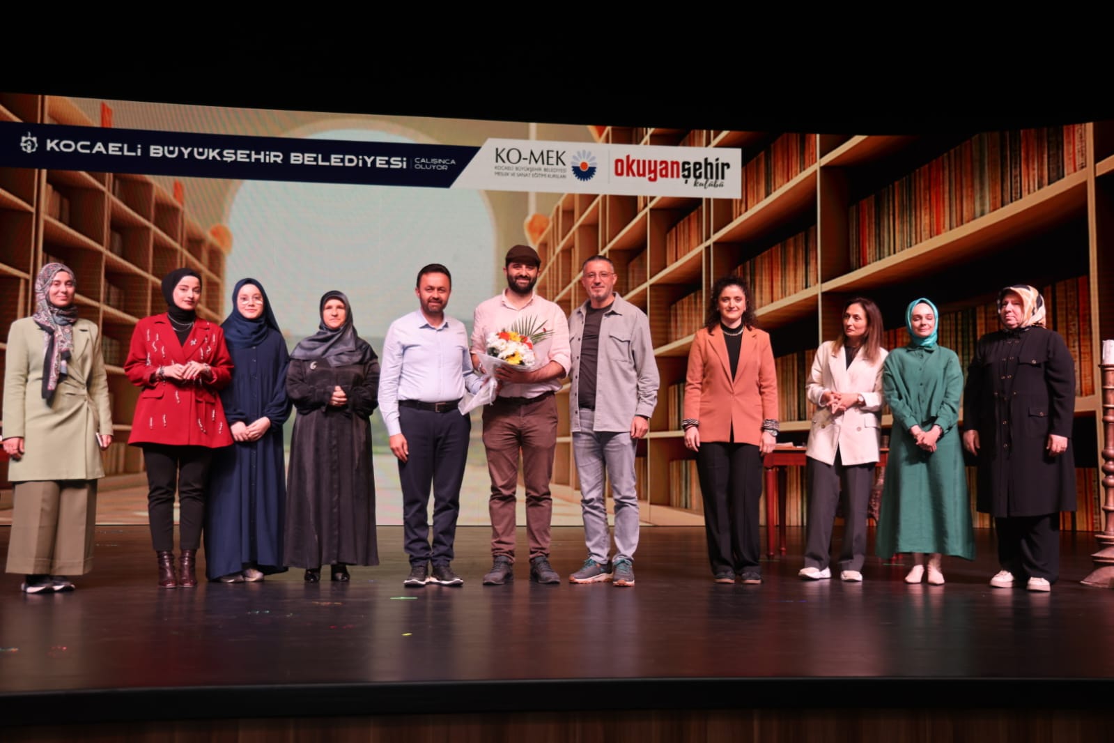 Kocaeli’de Kitap Dolu Gece! Münazara Ve Müzikal Bir Arada (3)