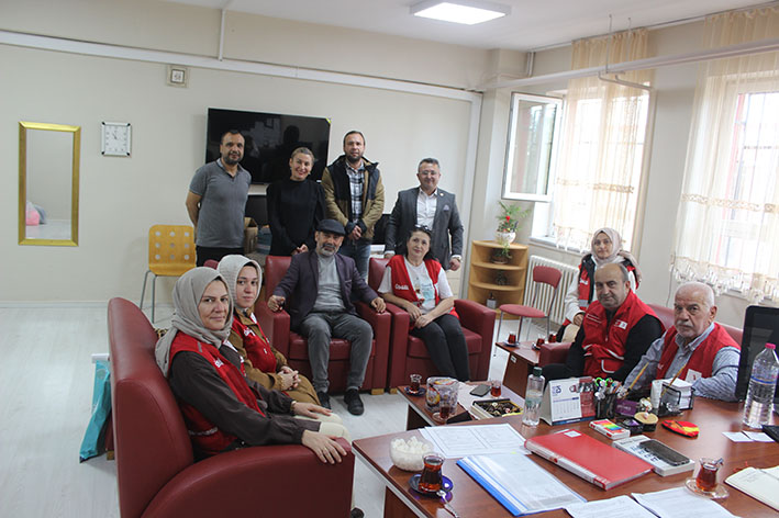 Kocaeli'de Kızılay'dan İçleri Isıtacak Davranış! 3