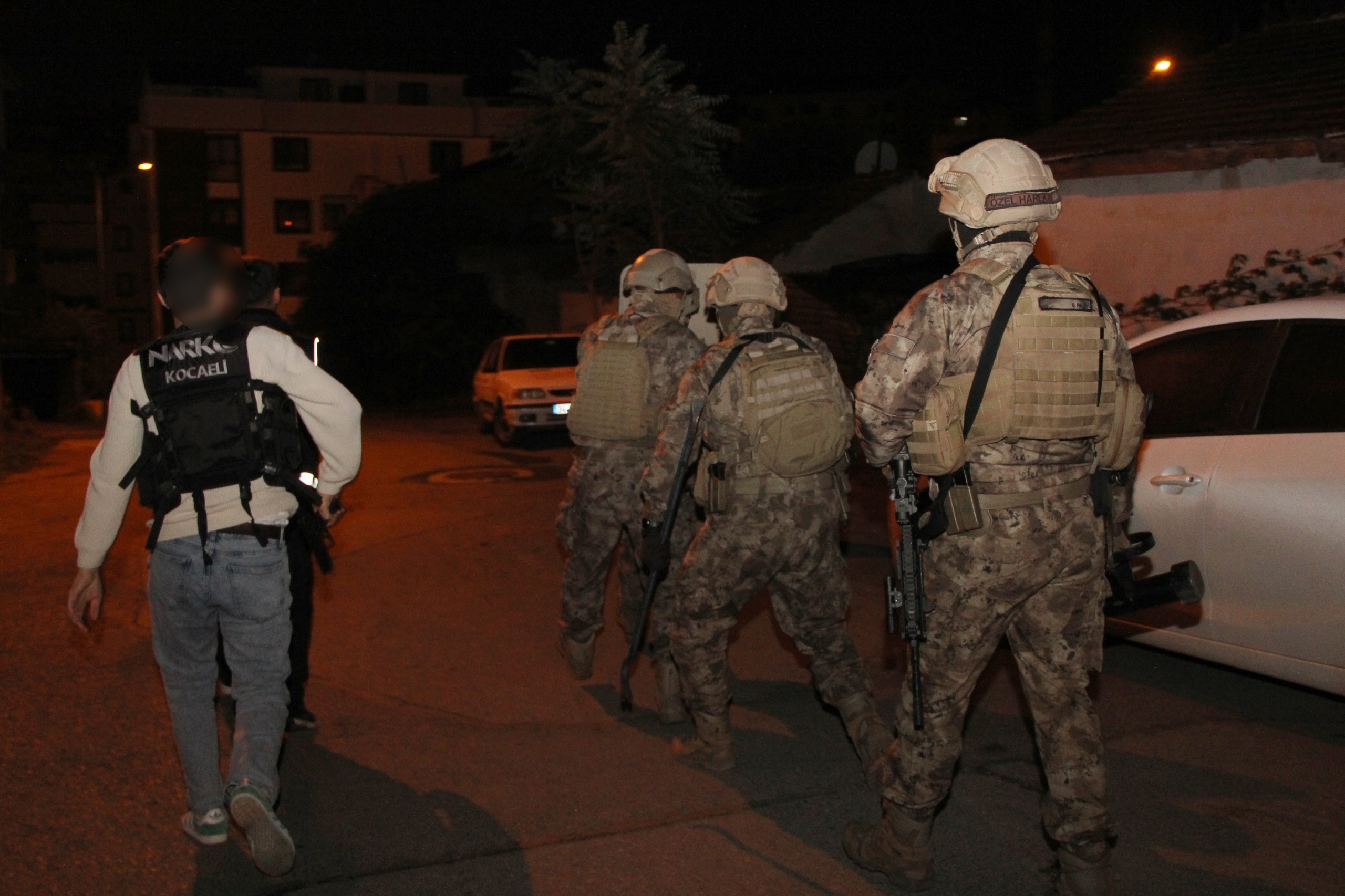 Kocaeli’de Zehir Tacirlerine Ağır Darbe! 124 Gözaltı (1)