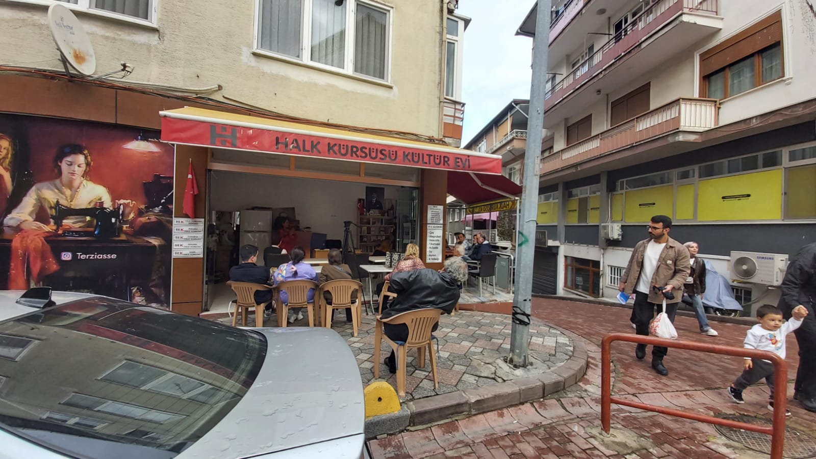 Kocaelili Yazar Filiz Çınar'a İmza Gününde Yoğun İlgi 3