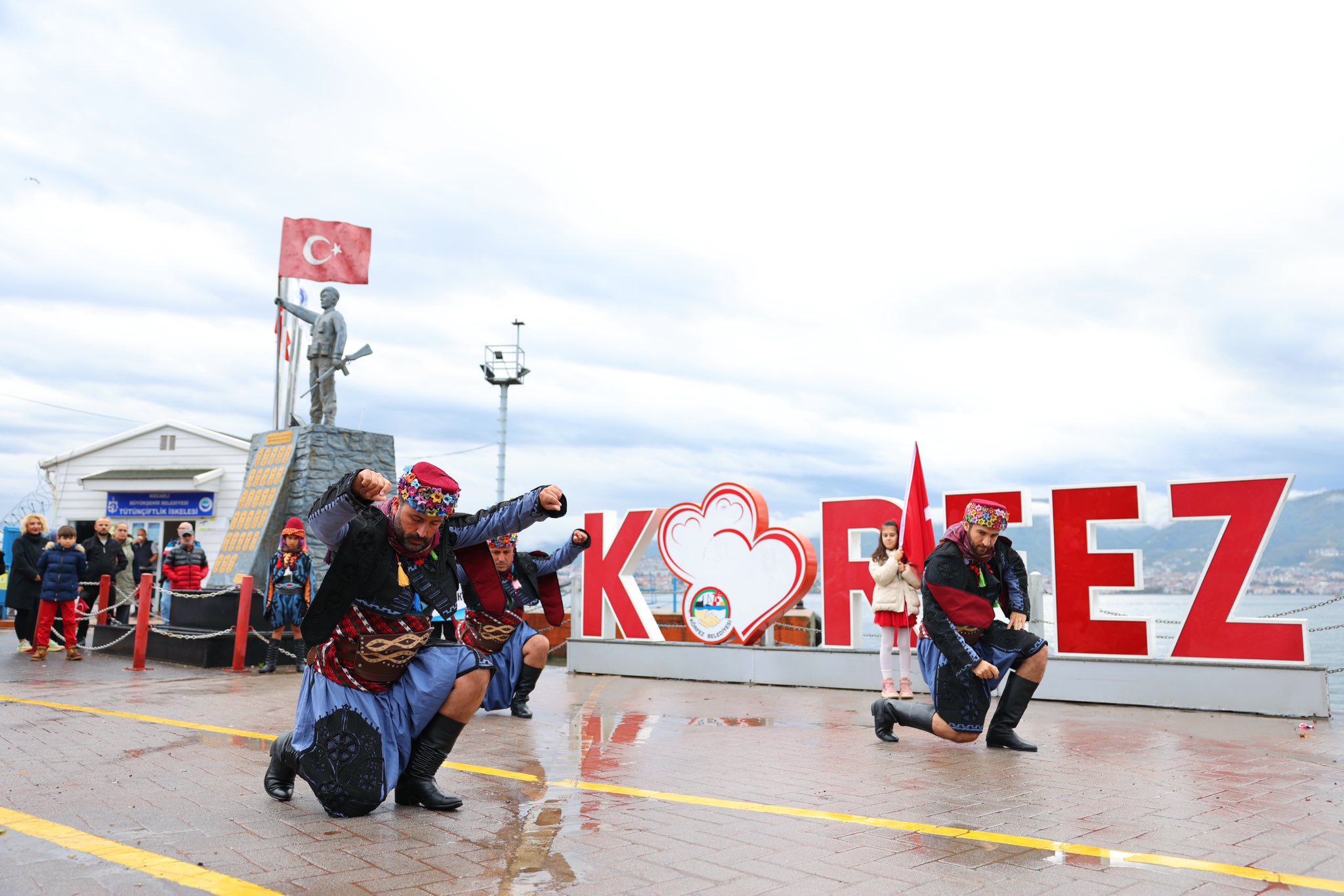 Körfez’de Geleneksel Cumhuriyet Yürüyüşü Coşkuyla Gerçekleşti (1)