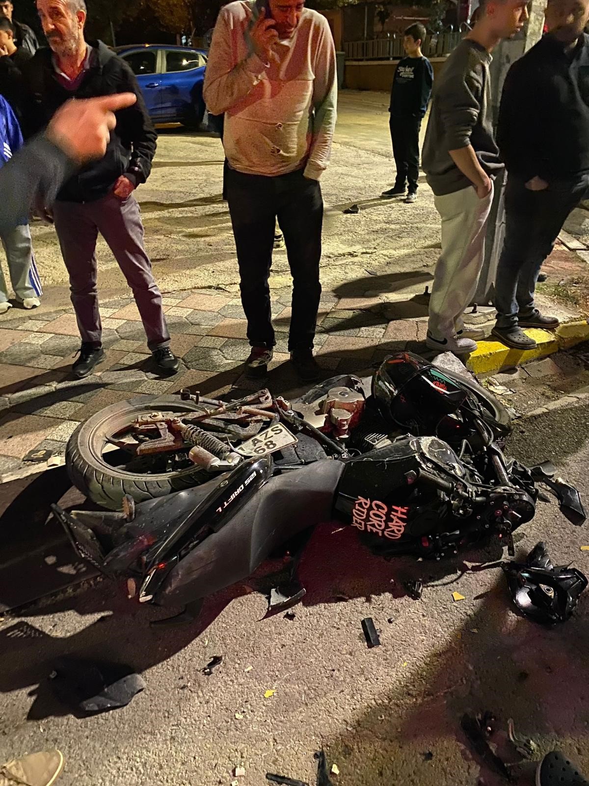 Körfez’de Motosiklet Kazası! Sürücü Yoğun Bakımda (3)