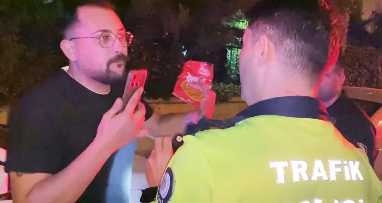 Kraker Yiyerek Polise Zor Anlar Yaşatan Sürücüye 26 Bin Lira Ceza (2)