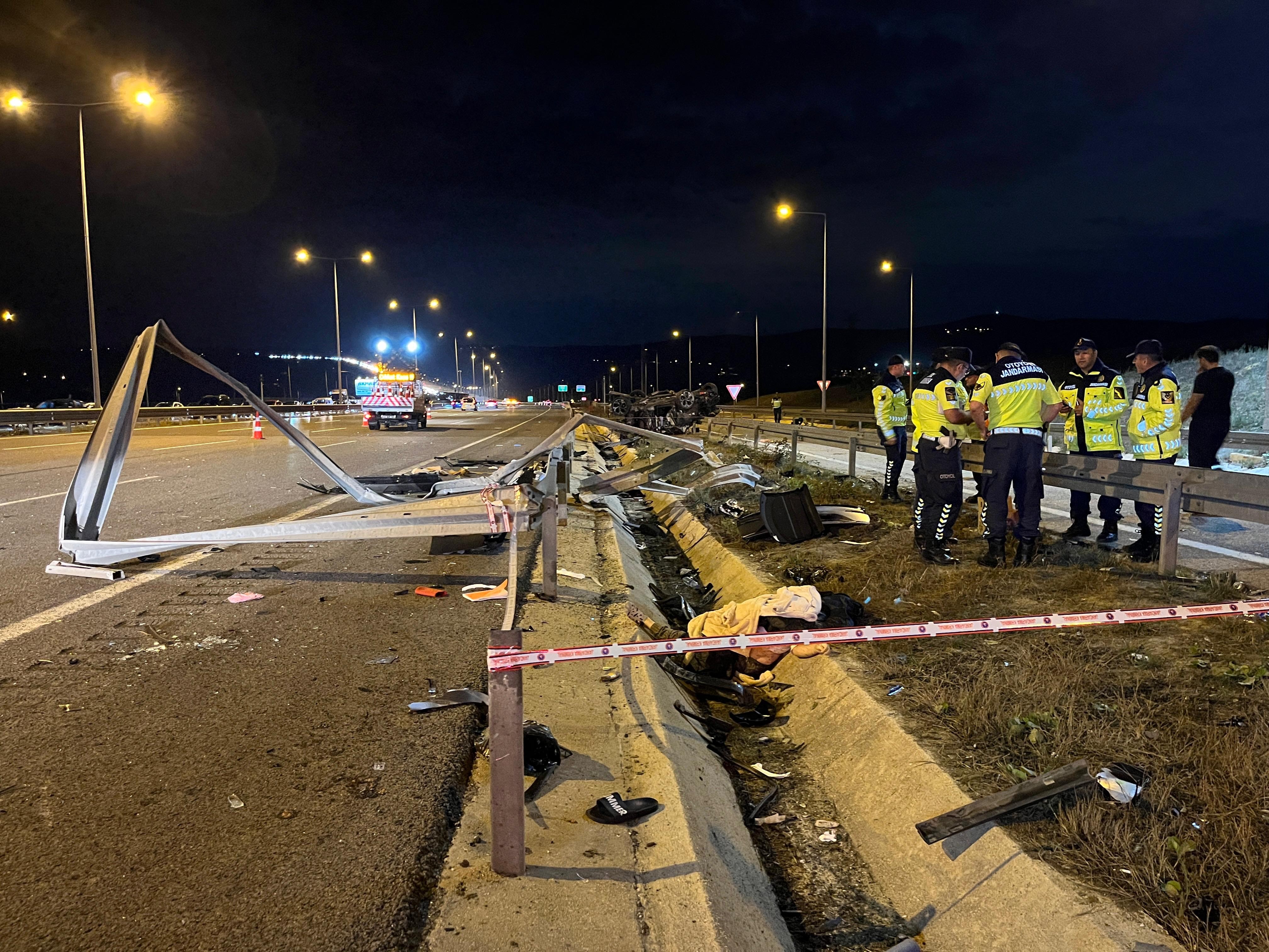 Kuzey Marmara Otoyolu’nda Korkunç Kaza! 2 Ölü, 5 Yaralı (2)