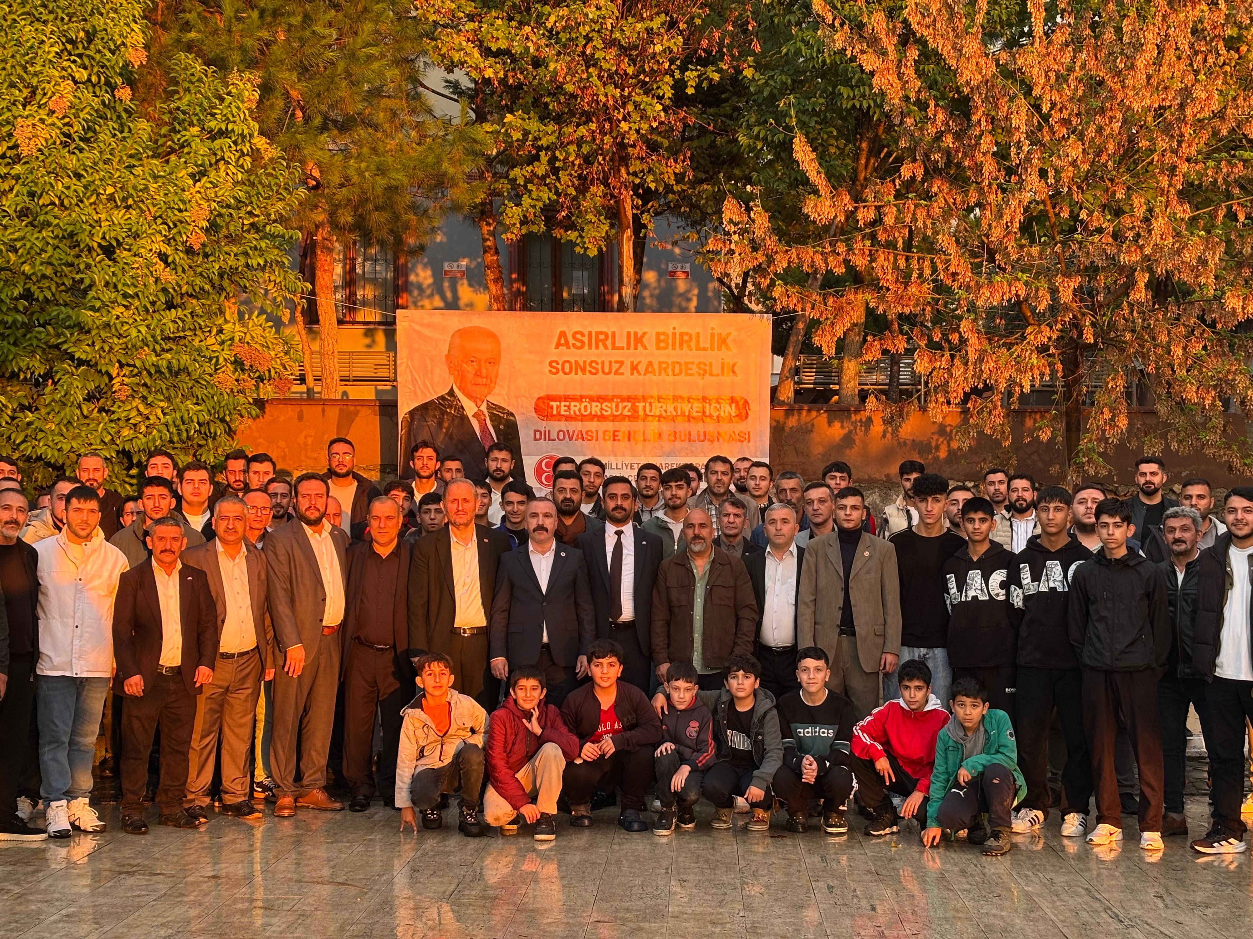 Mhp Dilovası Teşkilatı Gençlerle Buluştu 4