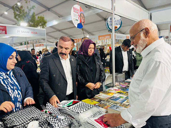 Mhp Dilovası Teşkilatı Kitap Fuarı’nı Ziyaret Etti 5