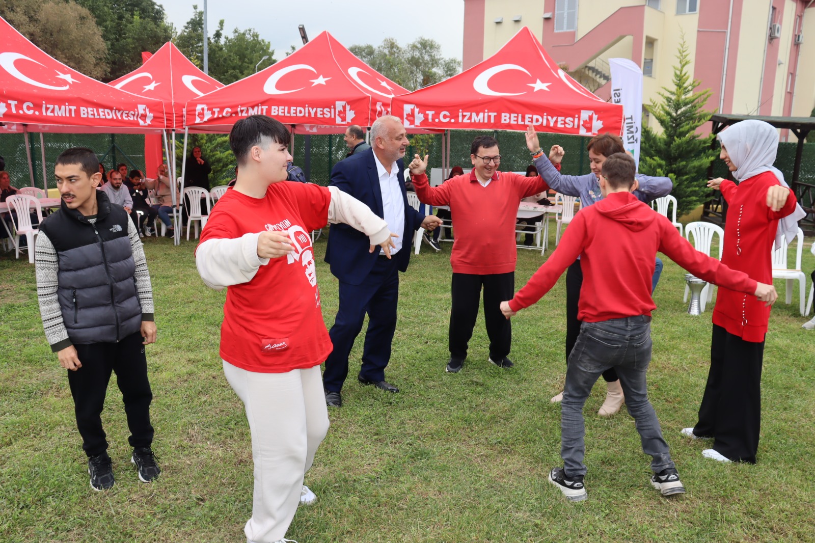 Otizm Spor Ve Yasam Evi'nde Sonbahar Senligi Coskusu (5)