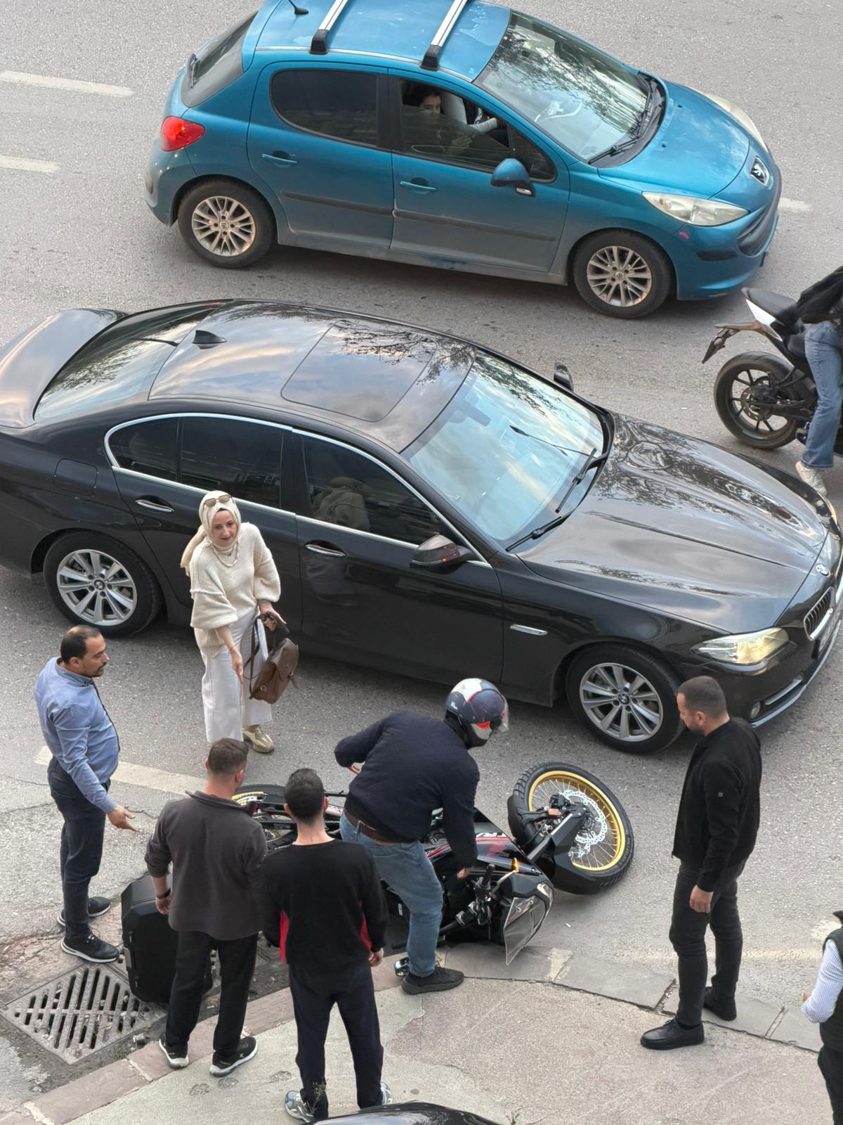 Otomobil Ile Motosiklet Çarpıştı (1)-1