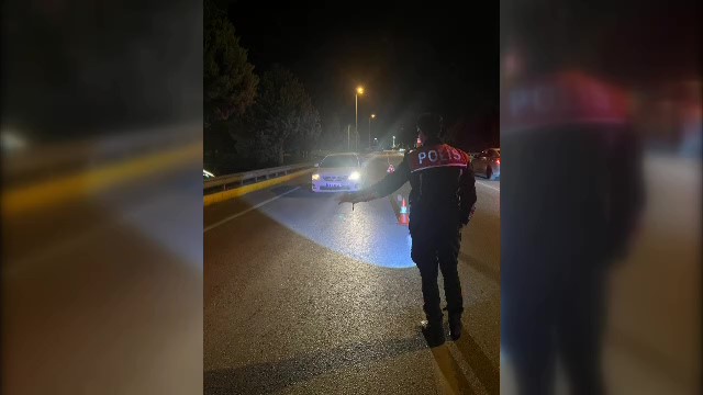 Polisten Sıkı Denetim! (2)