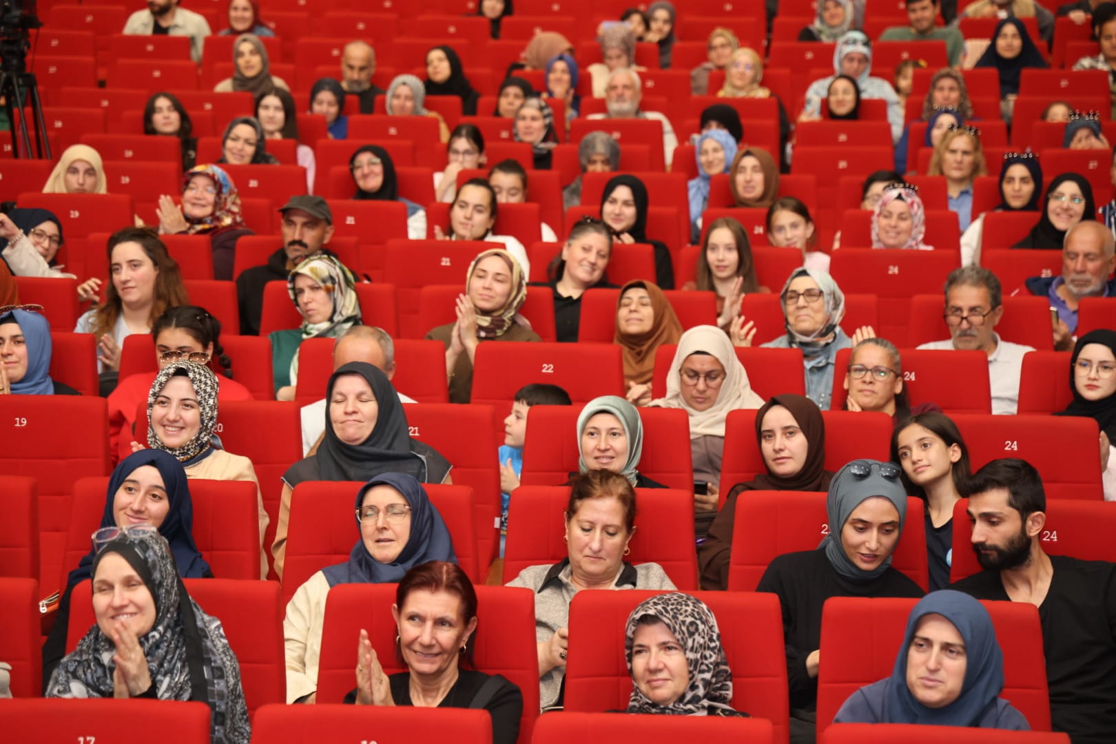 Saliha Erdim “Aile Huzurun Ve Dengenin Merkezidir” (2)