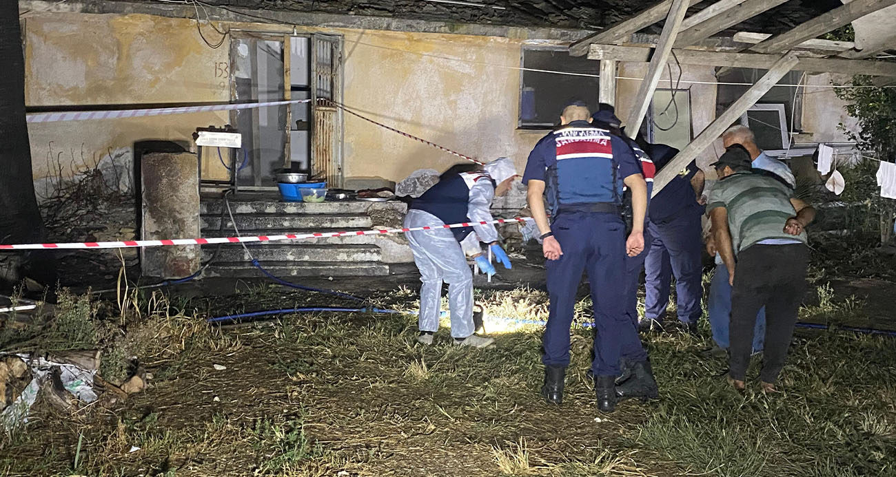 Şantiyede Vahşet! Arkadaşını Öldürdü, Annesi Yaraladı (1)-1