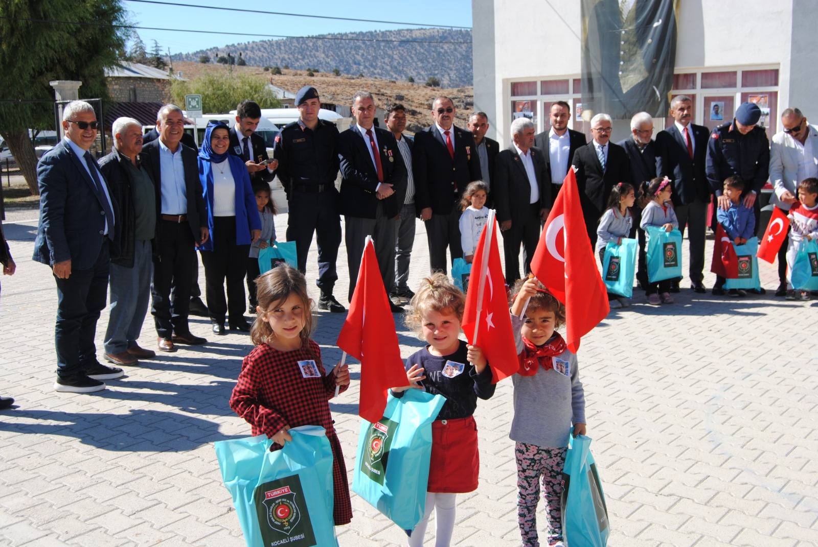 Şehit Emre Kaan Arlı Anısına Özel Program (3)