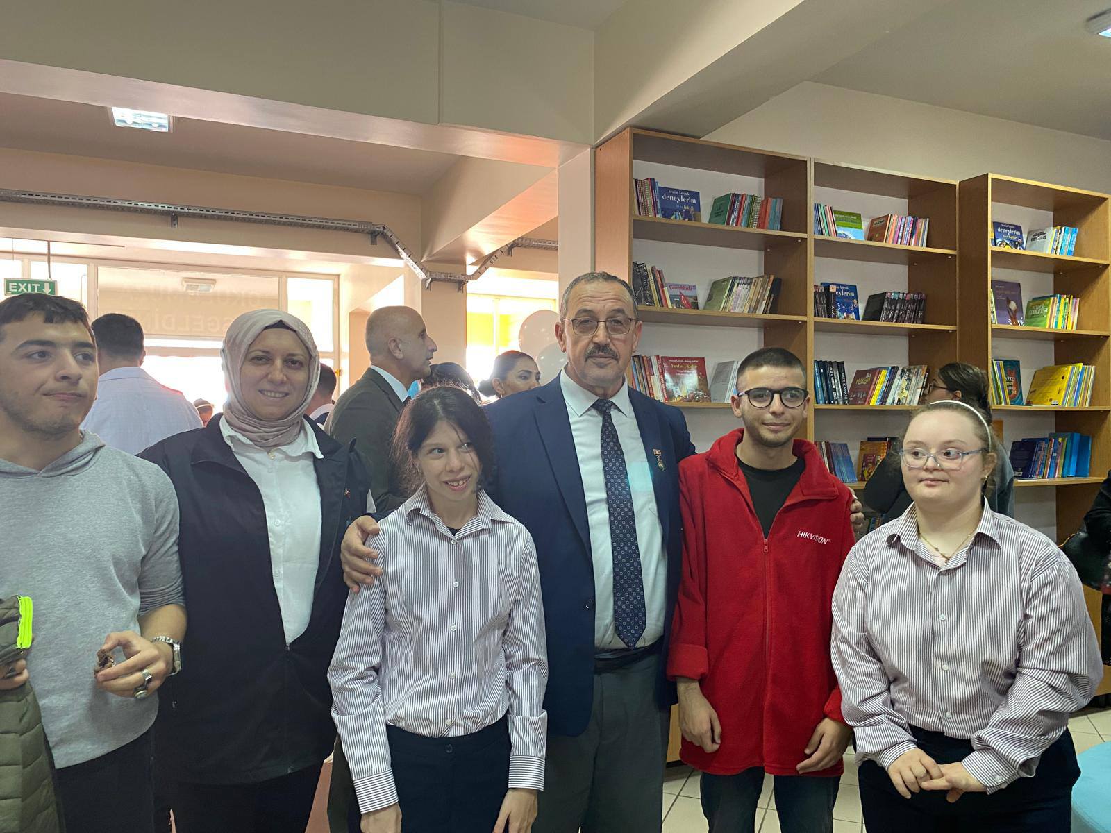 Şehit Polis Mert Er’in Adı Kütüphanede Yaşatıldı (4)