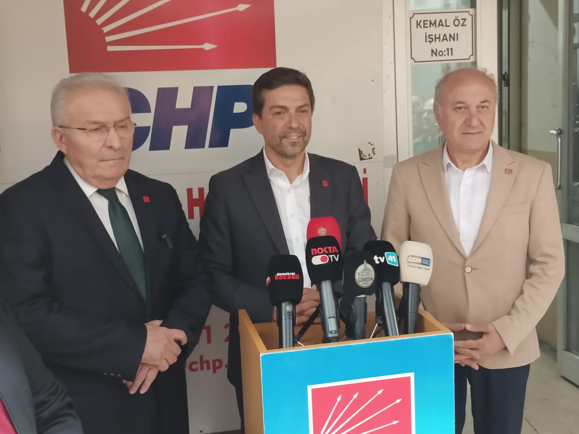Sevgisi Sokağa Taştı! (4)