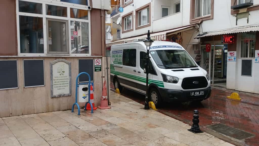 Sokak Ortasında Katledilen Kadın, Gölcük’te Toprağa Verildi (4)
