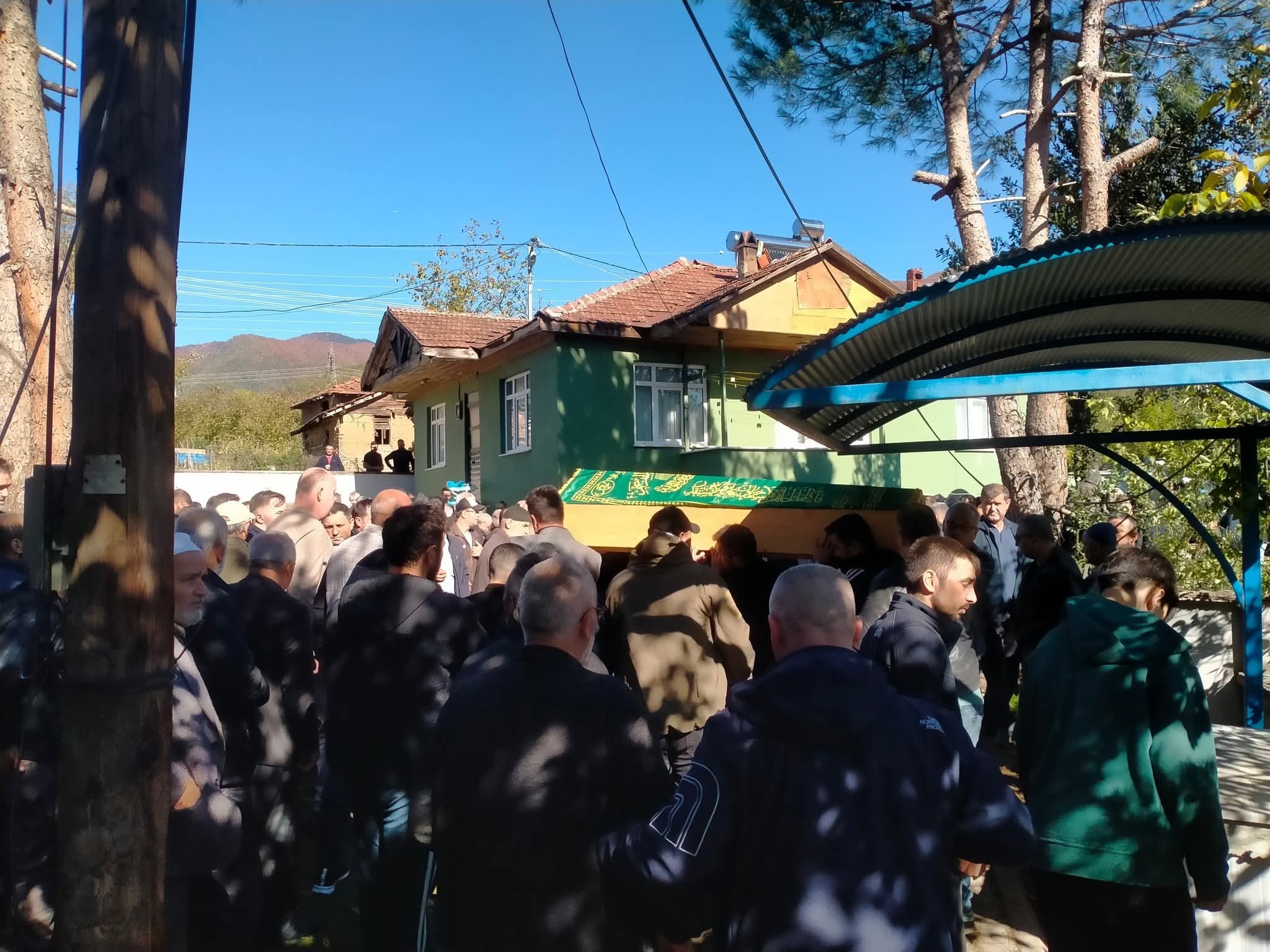 Son Yolculuğuna Uğurlandı (6)