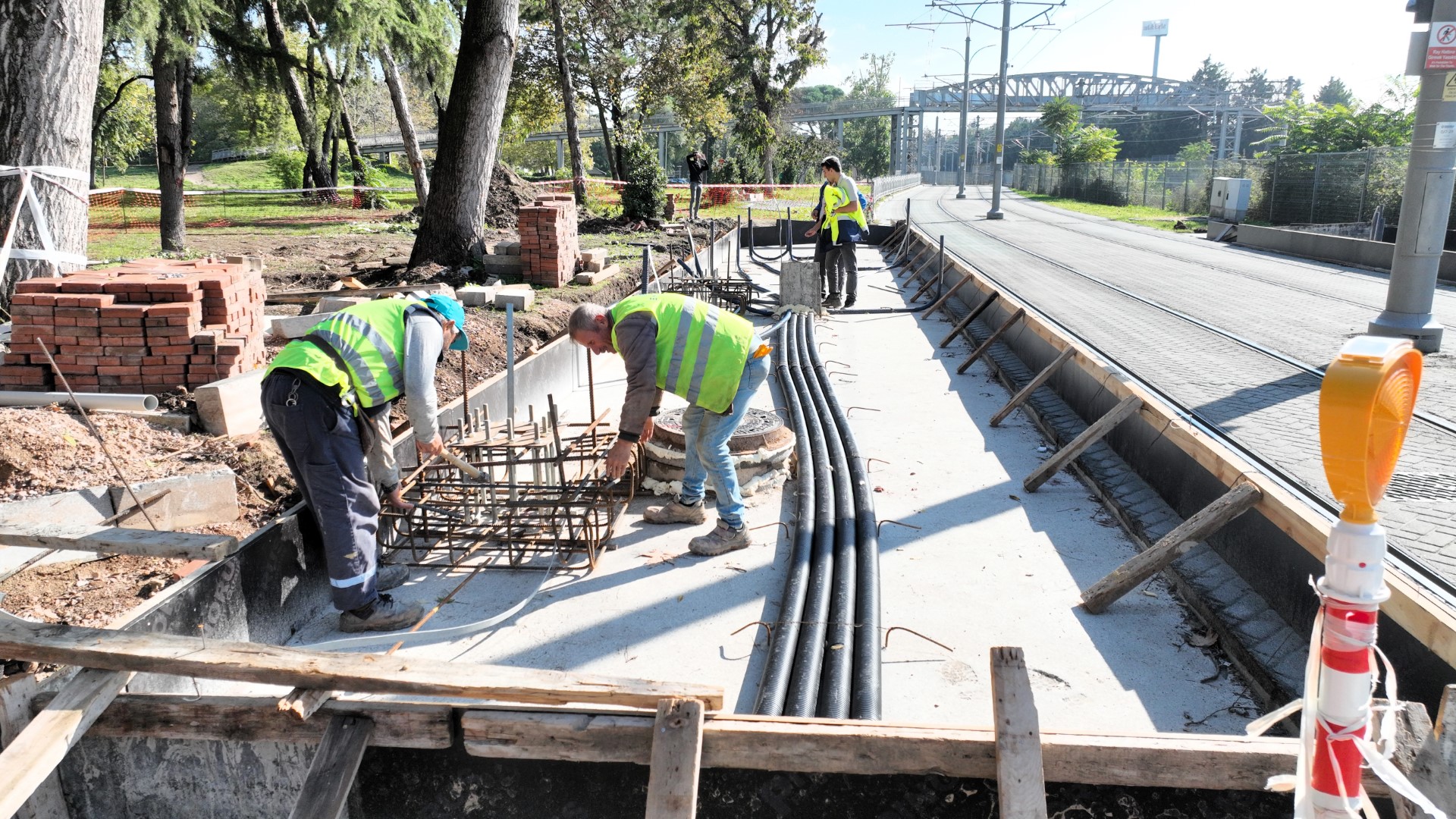 Tramvayda 5 Istasyon Genişliyor (1) (Büyük)