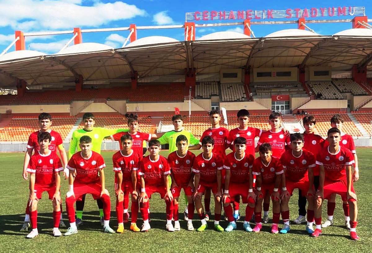 U16 Körfez Gençlerbi̇rli̇ği̇ Futbol Takimi
