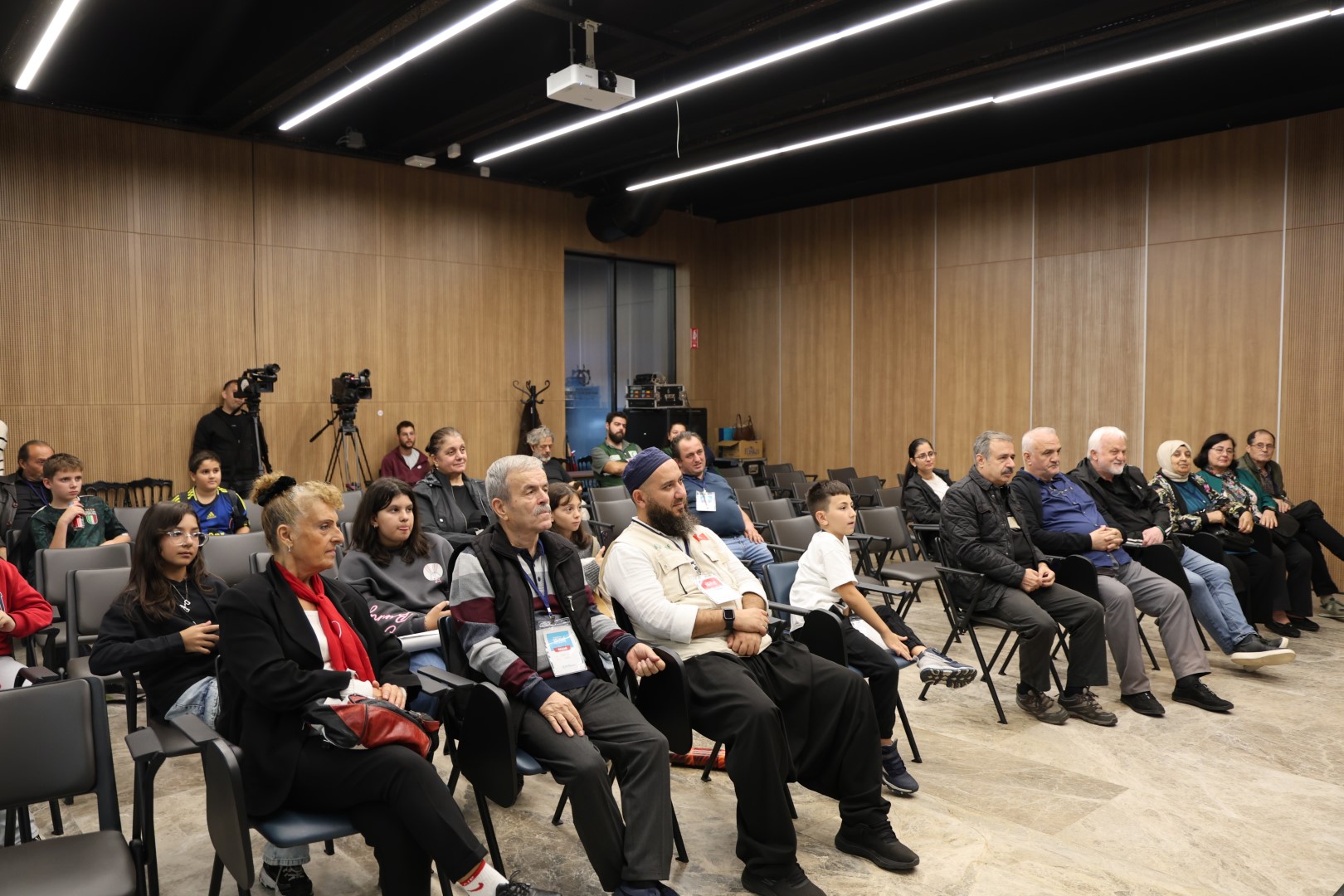 Uluslararası 15. Kocaeli Kitap Fuarı’nda Yazarlar Gençlerle Buluştu (1)