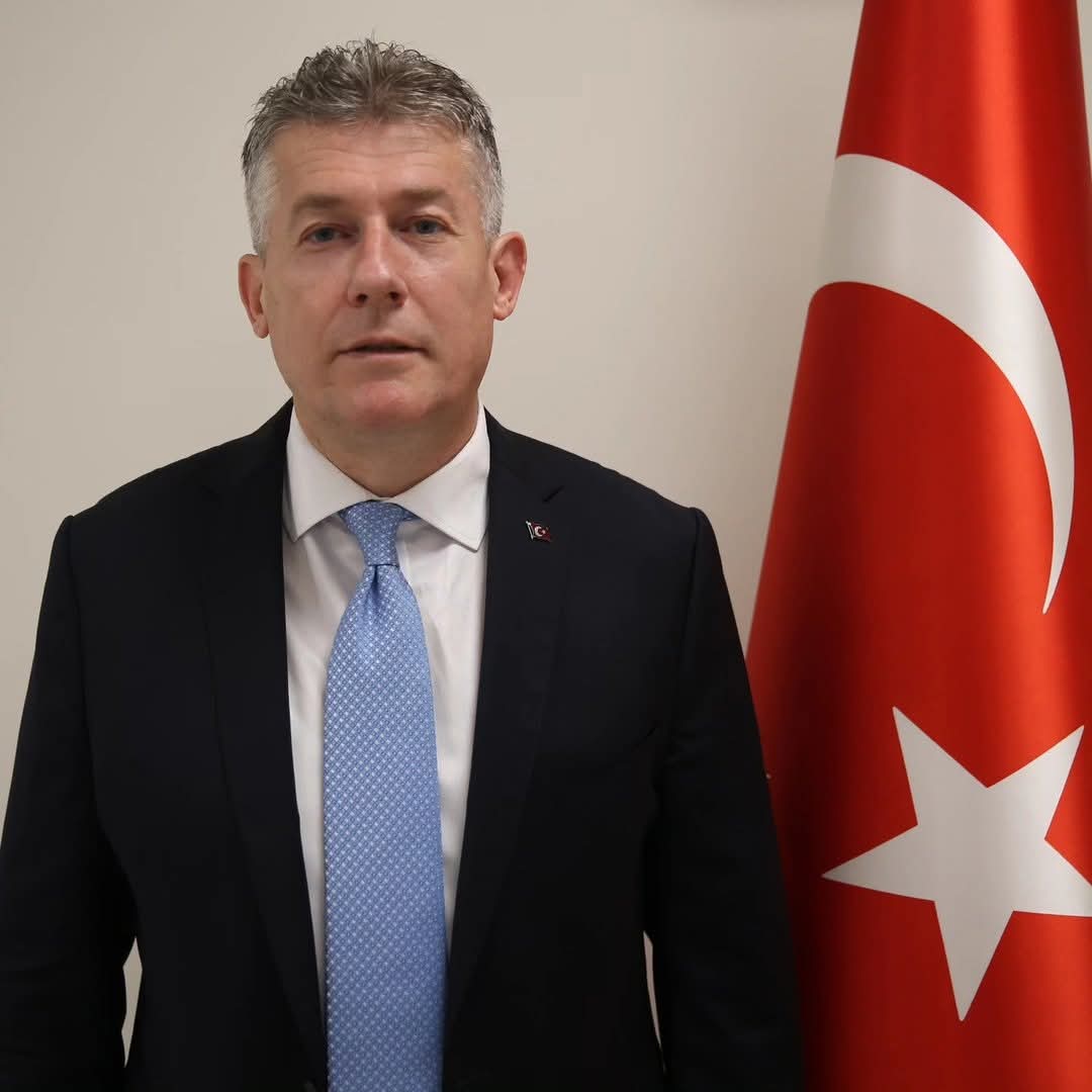 Yeniden Faaliyete Geçen Sakarya Şubesi’ne, Daha Önce Sakarya Şubesi’nde De Görev Yapmış Ve Bir Dönem Kocaeli’de İhlas Haber Ajansı Bölge Müdürlüğü Görevini Yürütmüş Olan İbrahim Çorbacı Atandı. Çorbacı, Sakarya’nın Yan