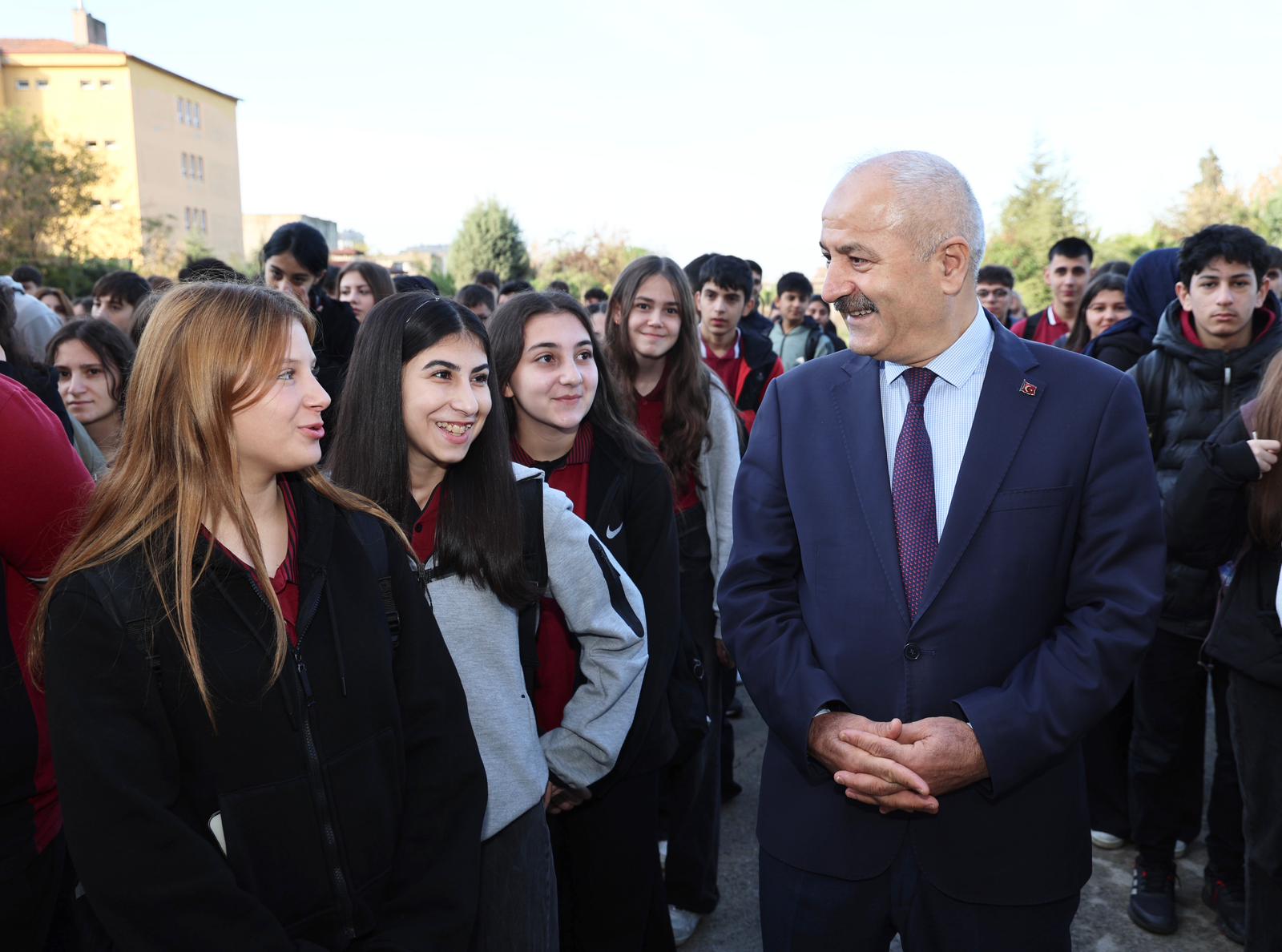 Zinnur Büyükgöz'den Öğrencilere Tavsiyeler! 1