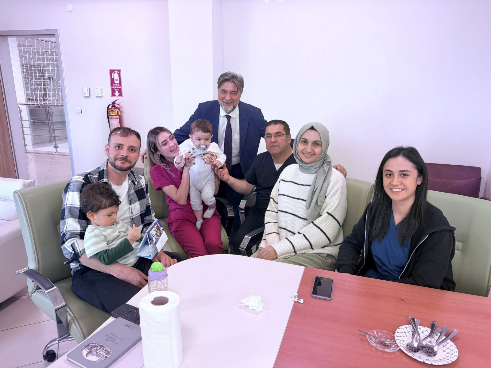 11 Dakika Nefessiz Kaldı, 3 Kez Kalbi Durdu! Toprak Bebek Yaşama Tutundu 12