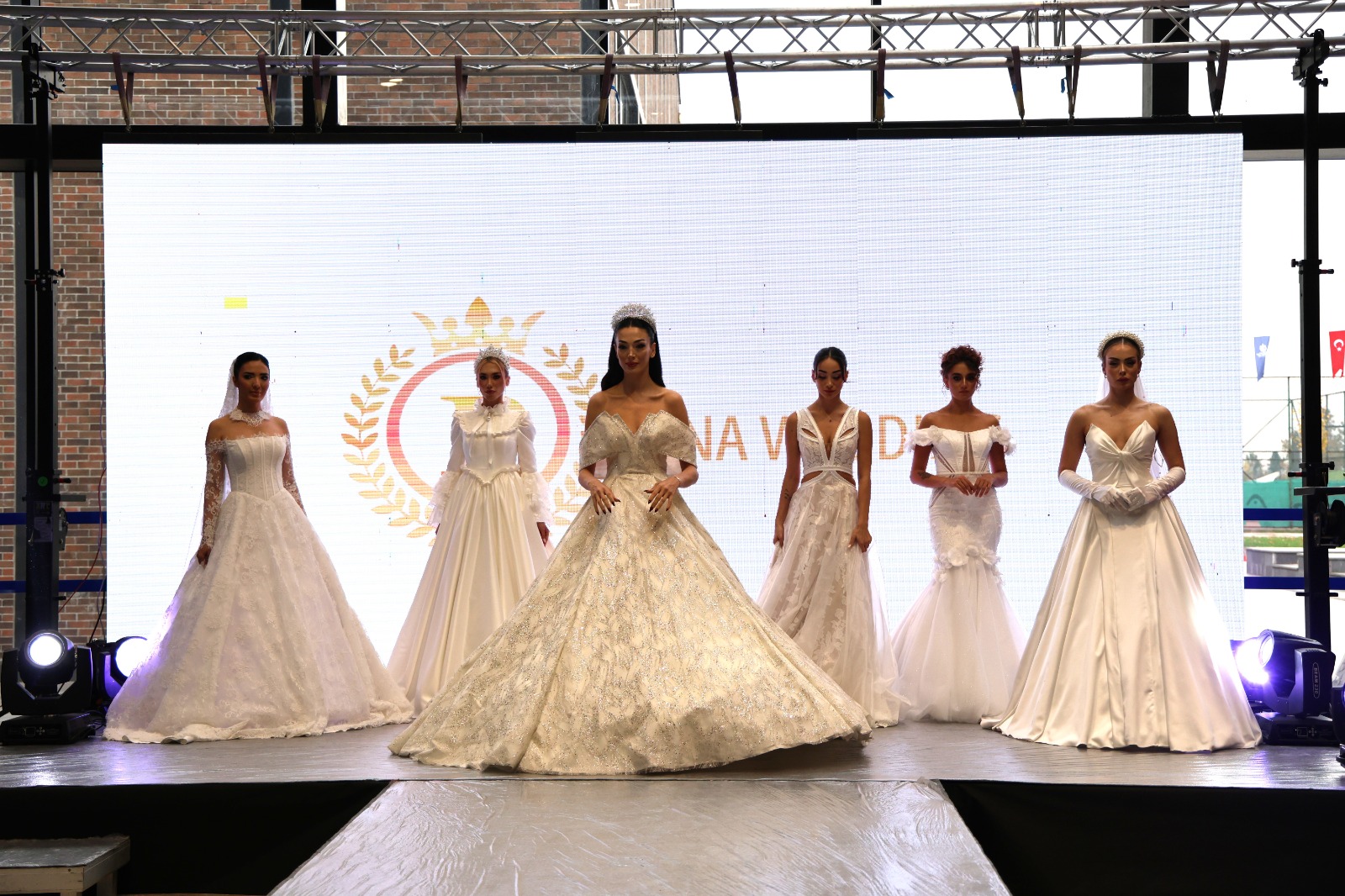 3. Evlilik Fuarı’nda Gelinlik Ve Bindallılar Nefes Kesti! (9)