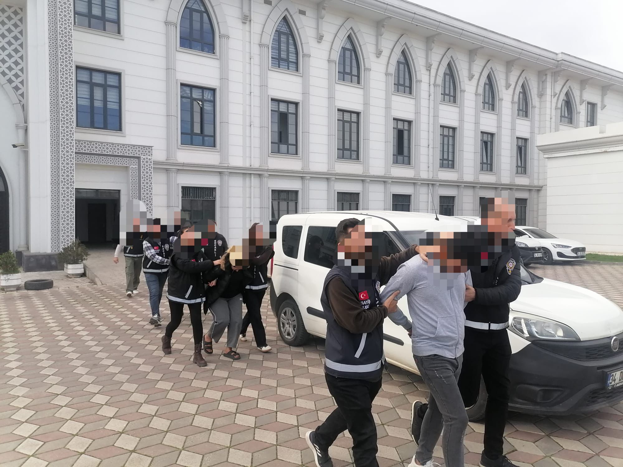 4 Şüpheli Tutuklandı (3)