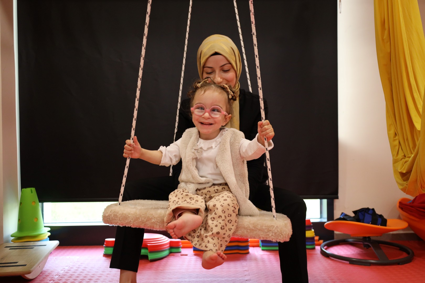 520 Gram Doğan İpek, Gonca Engelsiz Yaşam Merkezi’nde Büyüyor 4