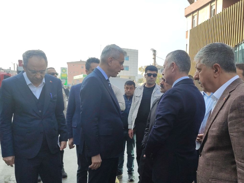 A A 20251108 39649584 39649583 S A G L I K B A K A N I M E M I S O G L U K O C A E L I D E Y A N G I N C I K A N P A R F U M D E P O S U N D A I N C E L E M E L E R D E B U L U N D U