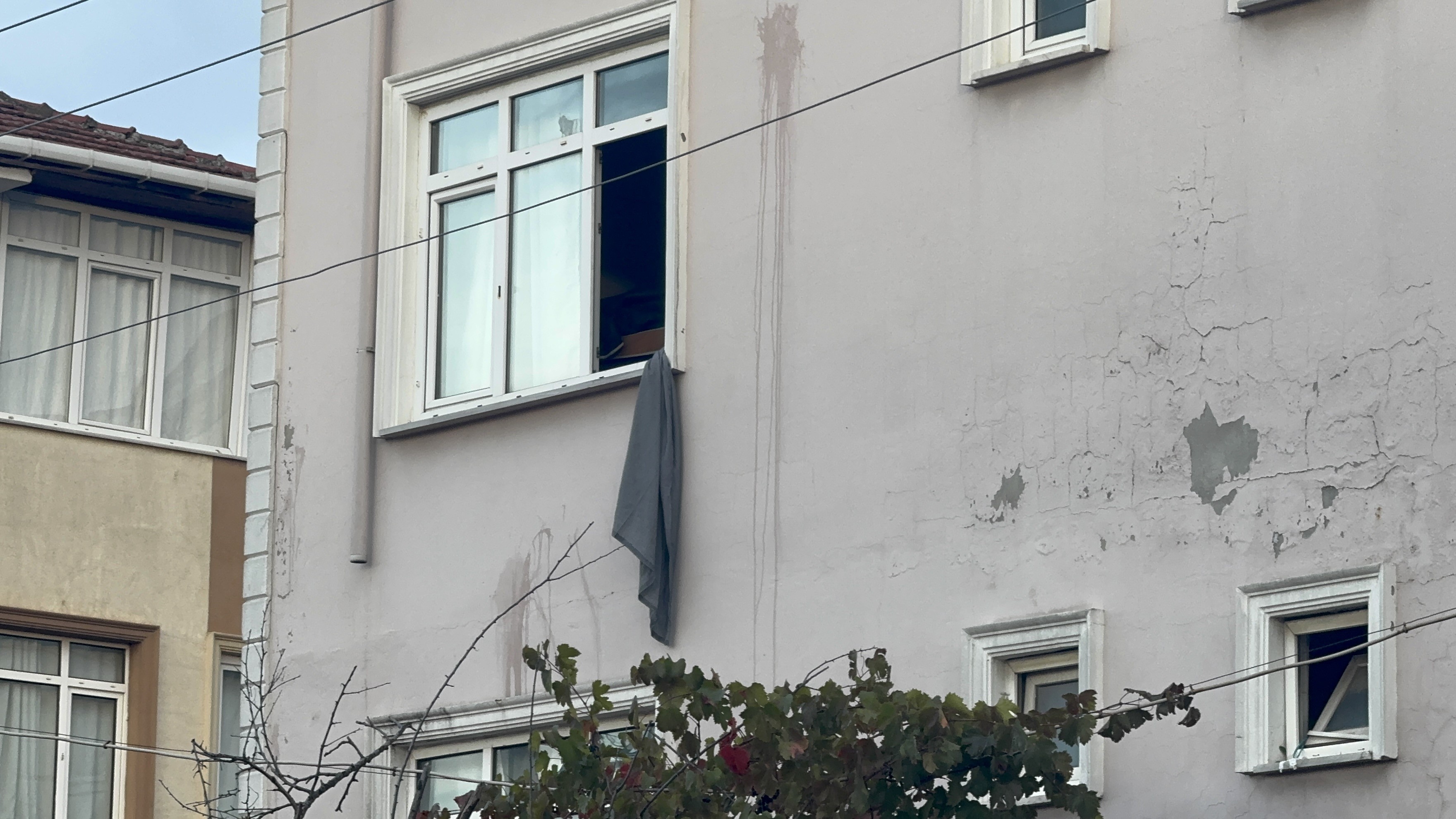 Alacağını Alamadı, Pansiyonu Ateşe Verdi! (10)