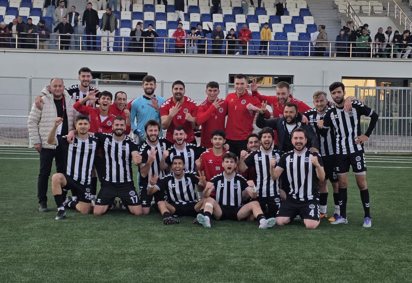 Alikahyaspor Zor Rakibini Rahat Geçti Maç Sonu Gerginlik Damga Vurdu, (2)