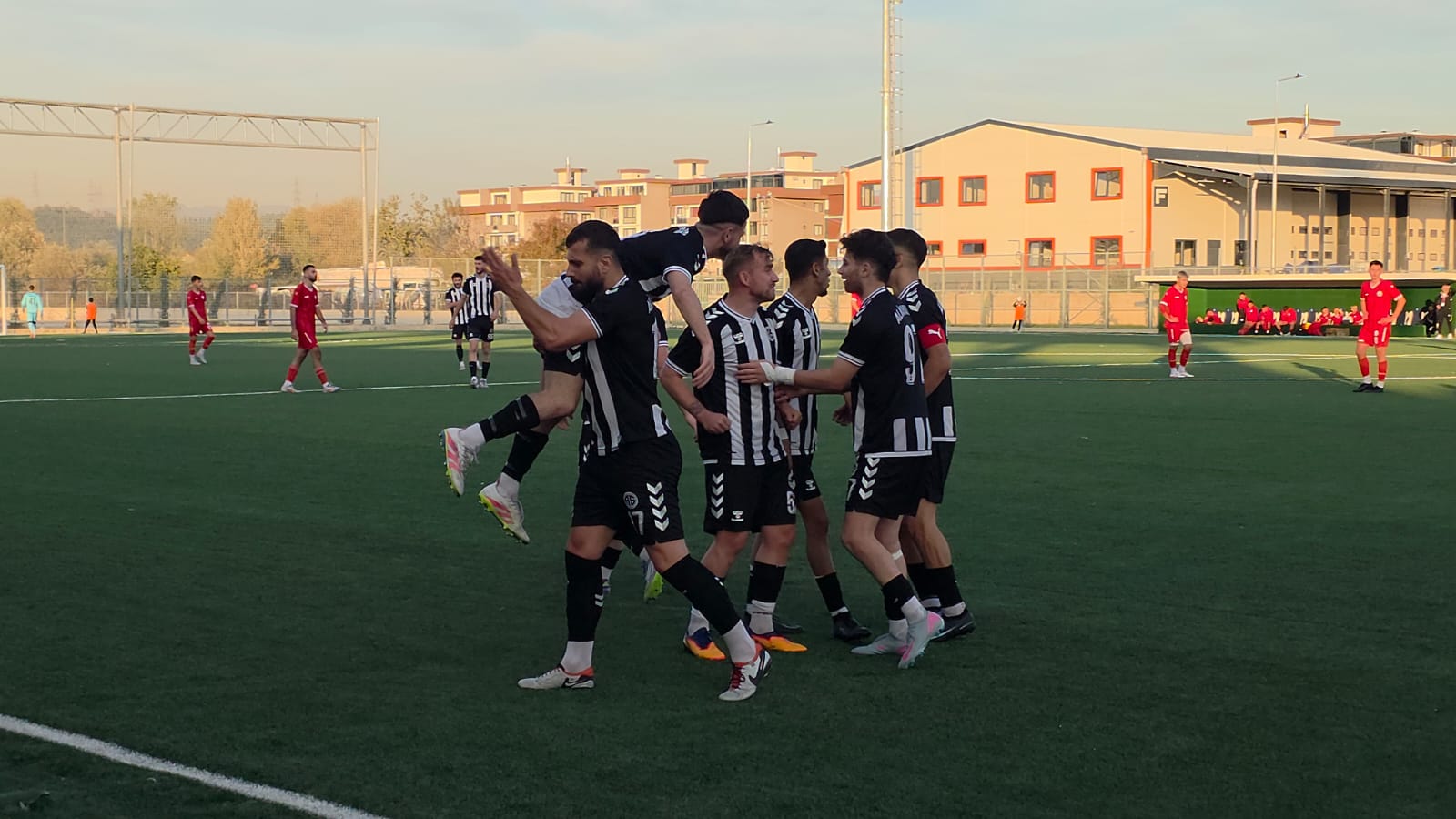 Alikahyaspor Zor Rakibini Rahat Geçti Maç Sonu Gerginlik Damga Vurdu, (5)