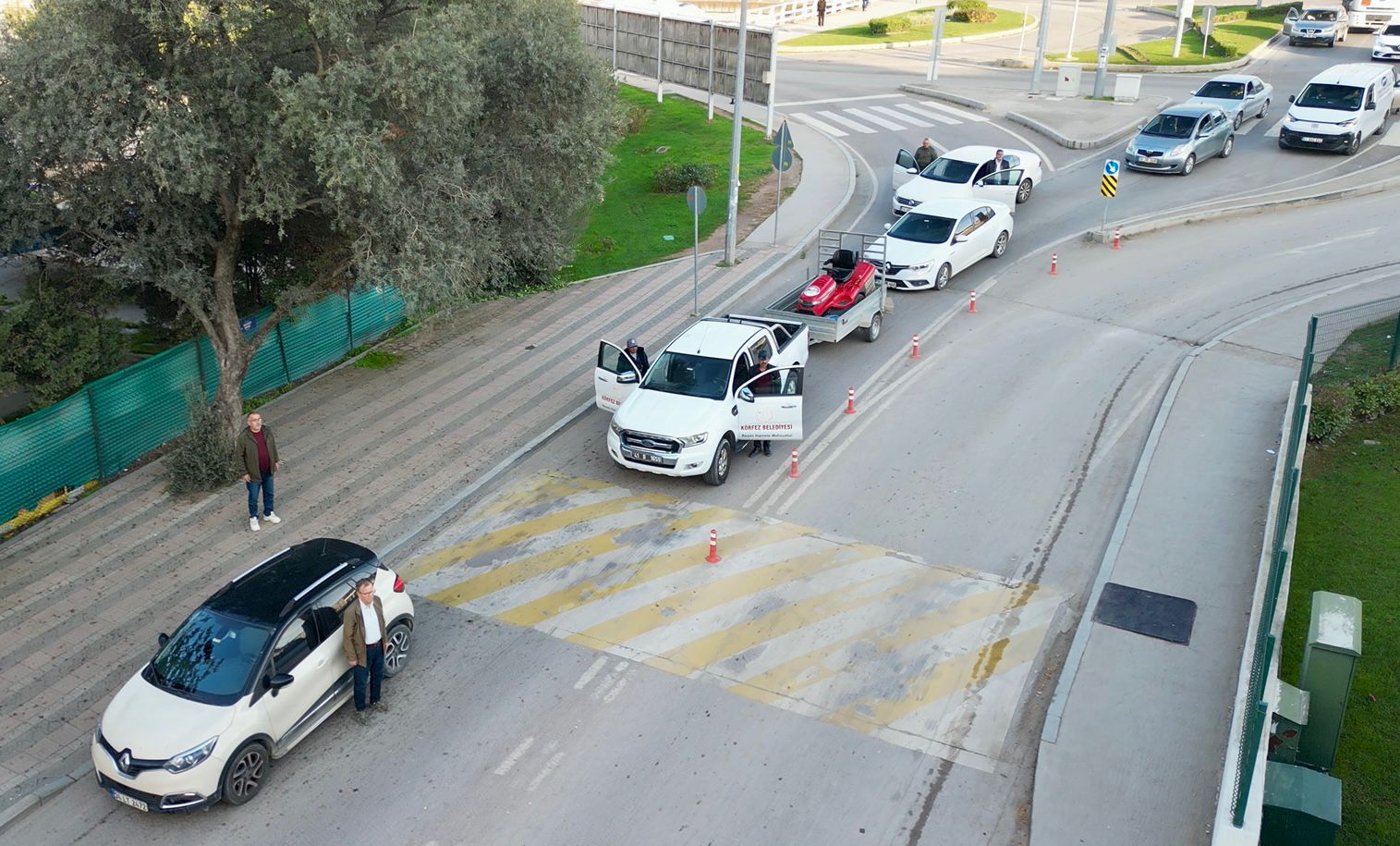 Araçlardan İndi̇ler