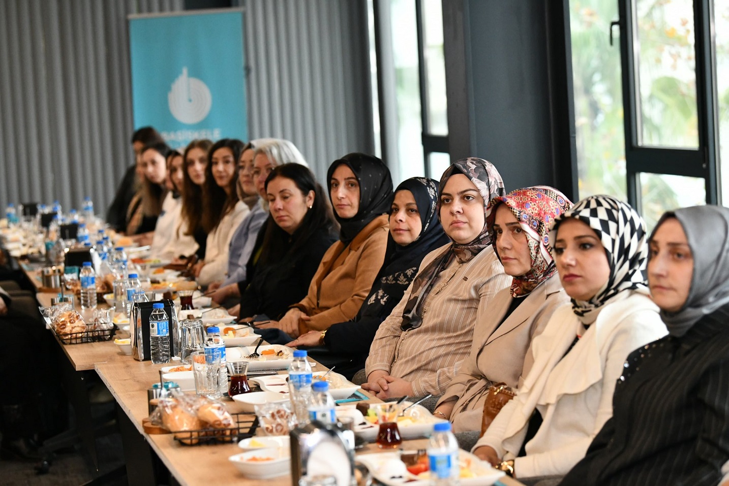 Başiskele Belediye Başkanı M. Yasin Özlü, Başiskele Halk Eğitim Merkezi’nin Kadın Eğitmenleriyle Bir Araya Gelerek Kadınların Eğitim, Üretim Ve Sosyal Hayattaki Rolünün Önemine Dikkat Çekti. Özlü, “Kadınlarımızın Emeği (5)