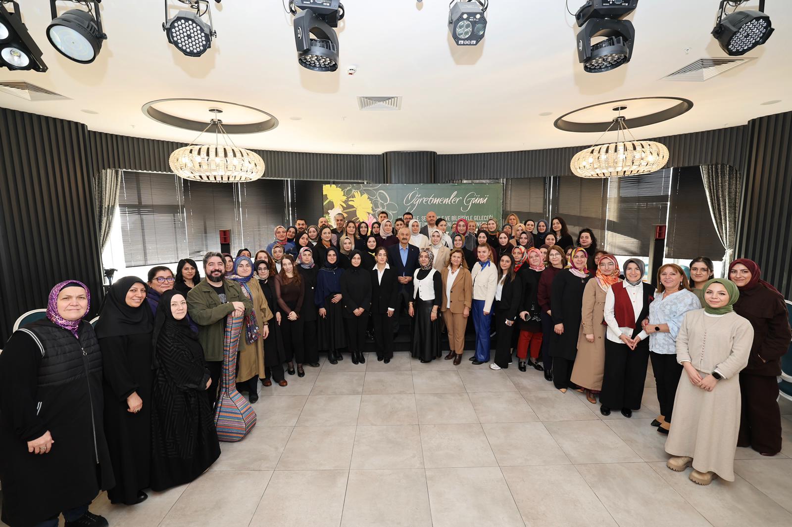 Başkan Büyükgöz, Gebzeli Eğitimcilerle Öğretmenler Günü’nde Buluştu (2)