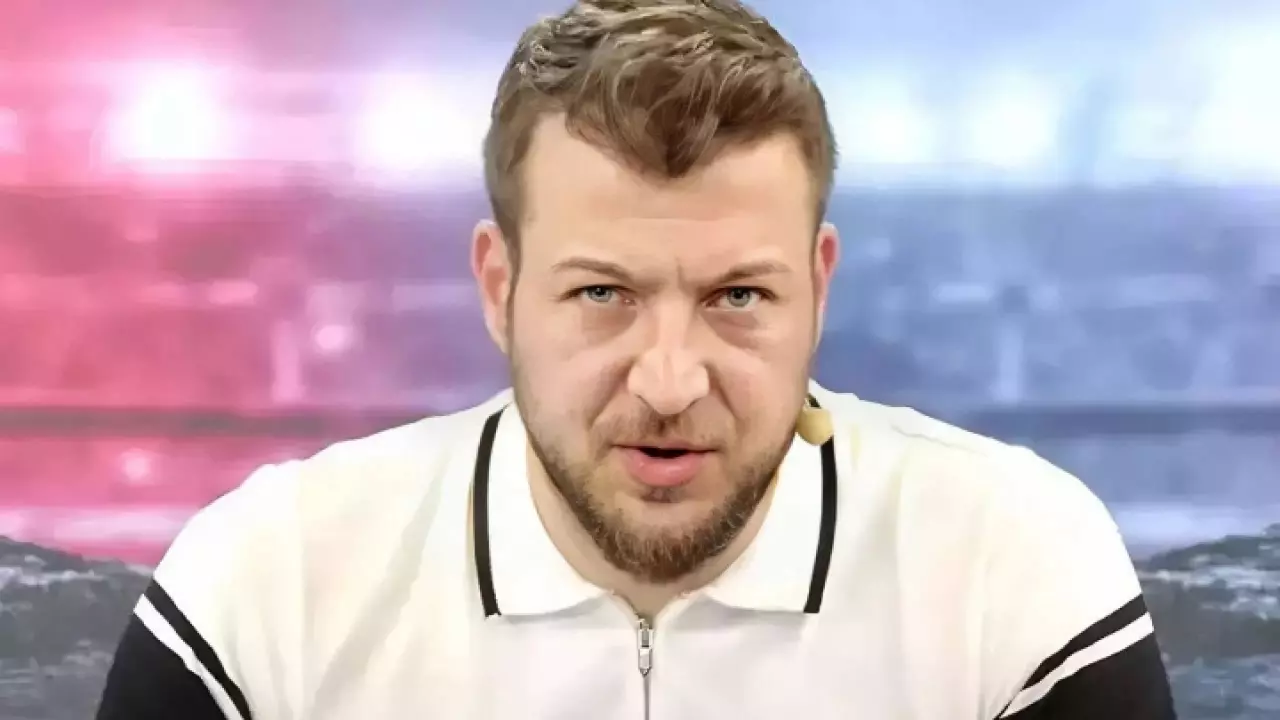 Batuhan Karadeniz Kimdir, Neden Kırmızı Bültenle Aranıyor, Hangi Takımlarda Oynadı-1