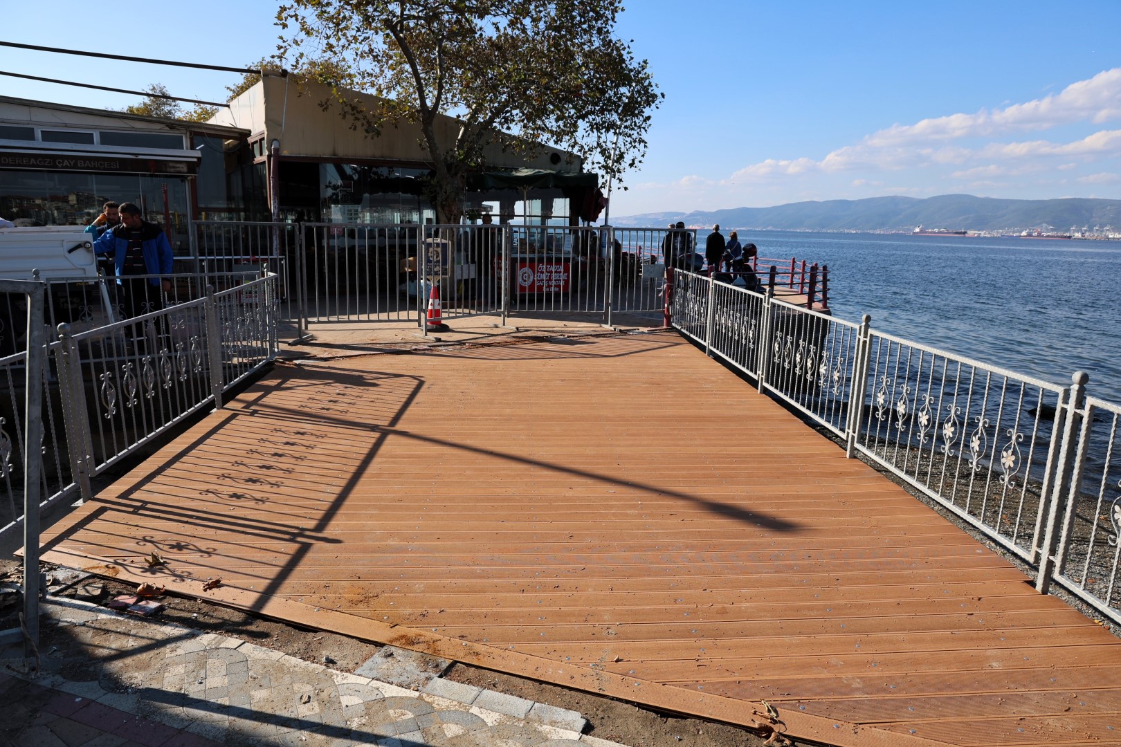 Büyükşehir’den Değirmendere’ye Güvenli Yaya Köprüsü (5)