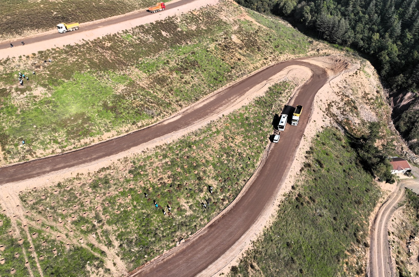 Büyükşehir'in Dokunuşlarıyla Kocaeli Yeşile Doyuyor (3) (Büyük)