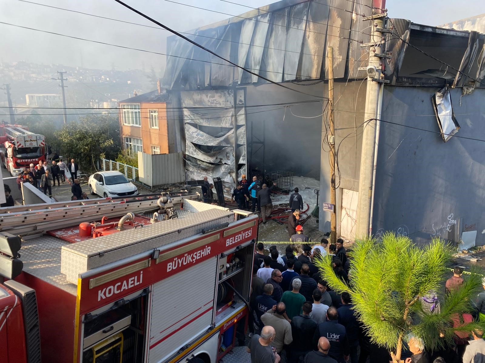 Dilovası'nda Ki Yangında Hayatını Kaybeden 6 Kadının Kimlikleri Belli Oldu 06