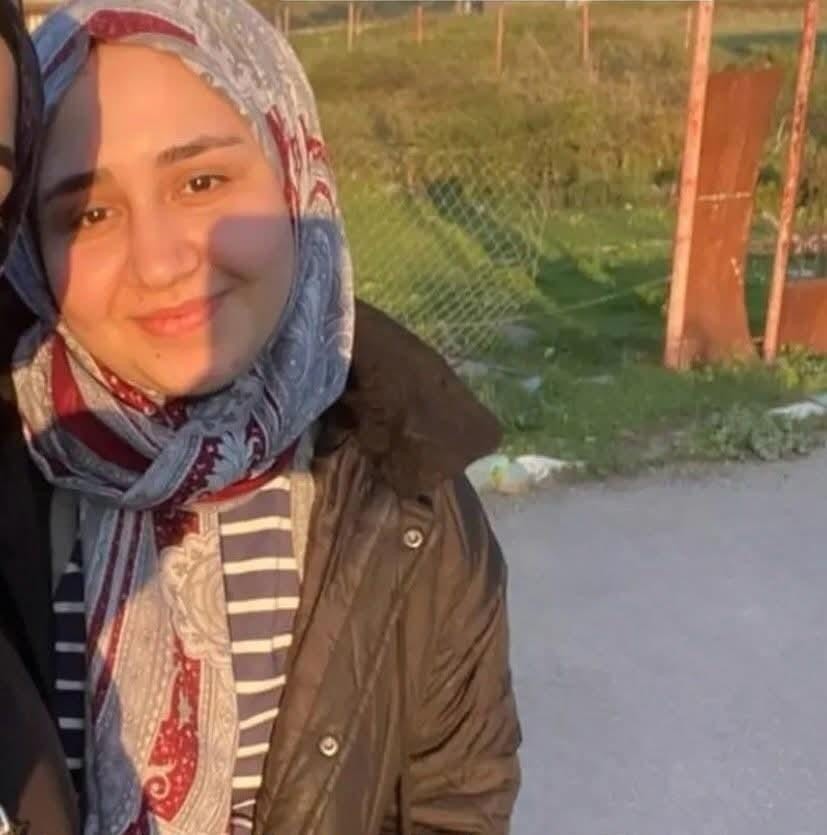 Dilovası’ndaki Yangın Faciasında Hayatını Kaybeden 6 Kişi Son Yolculuklarına Uğurlandı (4)